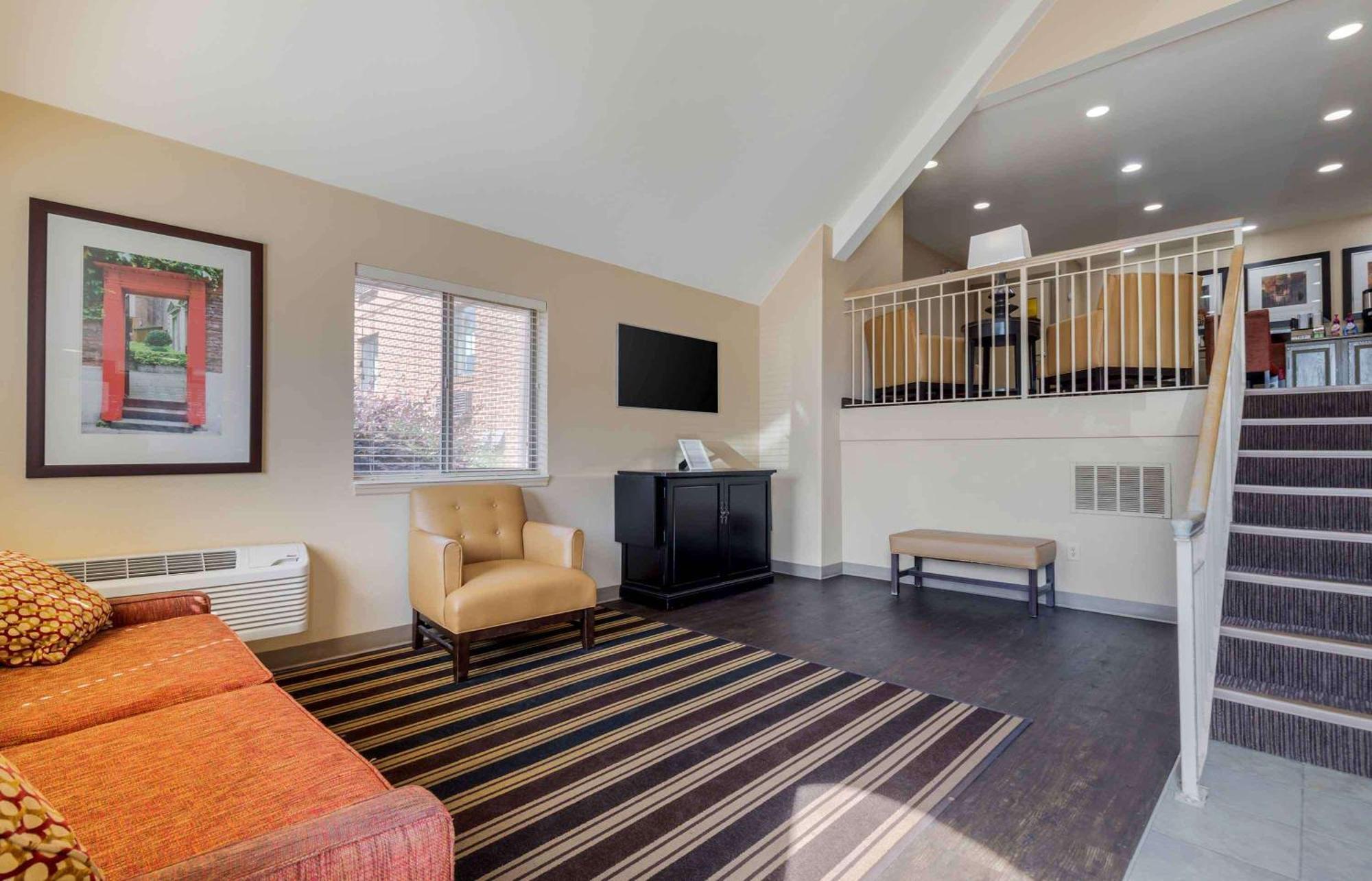 Extended America Select - - Haywood Mall 2* Greenville